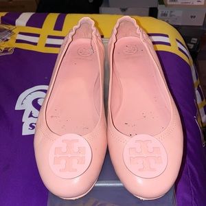 Light pink Tory Burch shoes